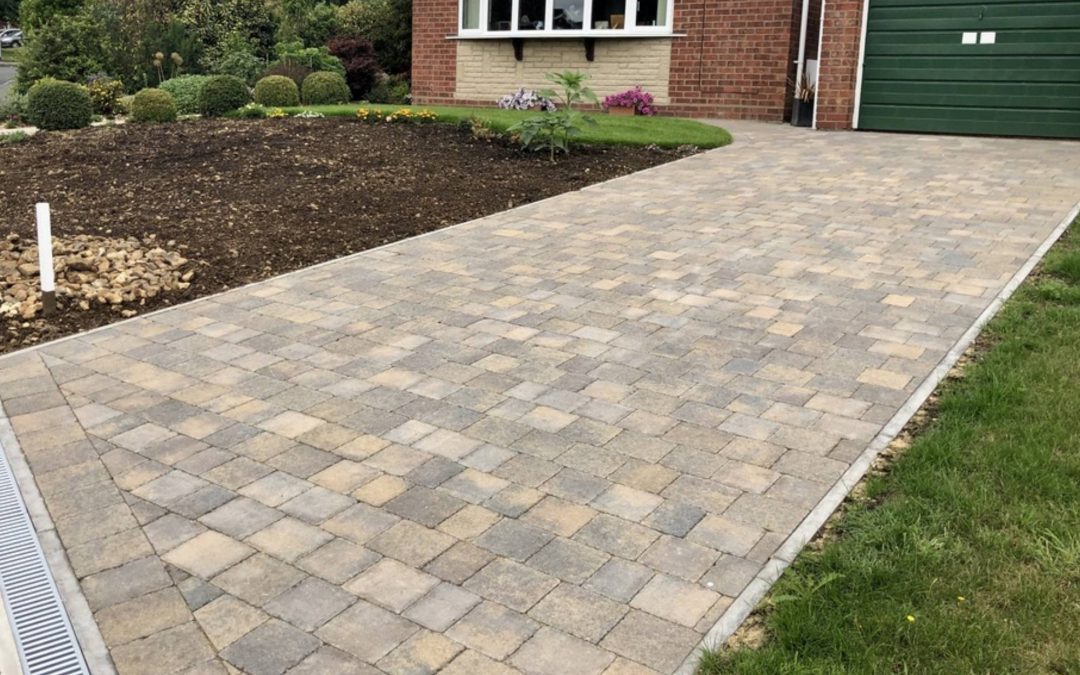 Block paved driveway – Bures